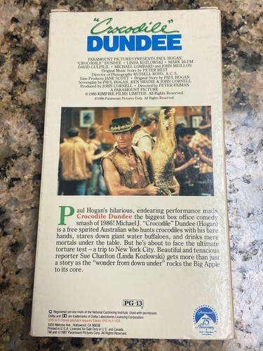Vintage 1987 Crocodile Dundee Original Release VHS Cassette Tape Rare - Picture 2 of 4