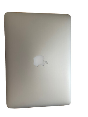 Apple MacBook Pro A1502 13.3 inch Laptop - MF841LL/A (March, 2015)