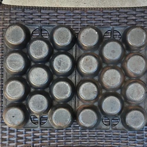 Wagner Ware 2 x Cast Iron 11-Cup Muffin Pan Vintage Baking Mold