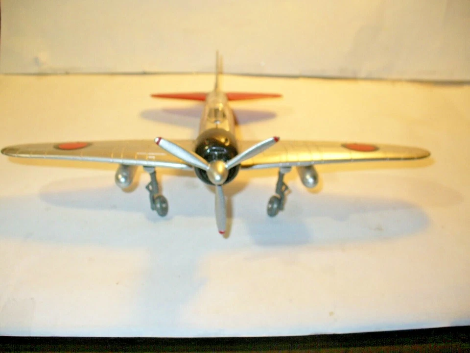 MITSUBISHI A-M "ZERO" modello in plastica scala 1/50 - Immagine 3 di 3