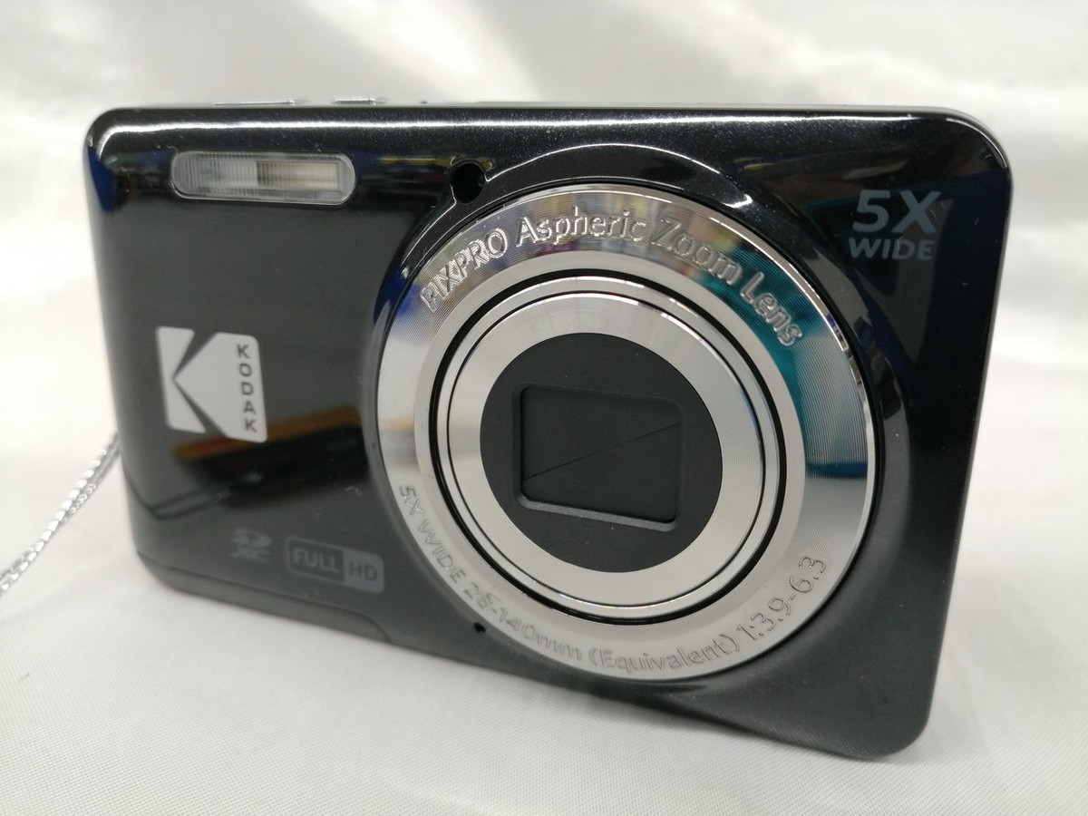 Vivitar 50mm F1 Vivitar 70-210mm VMC Series Macro Focusing Zoom