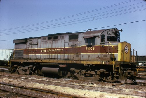 ERIE LACKAWANNA 2409 BUFFALO NY 1976 KODACHROME TRAIN SLIDE