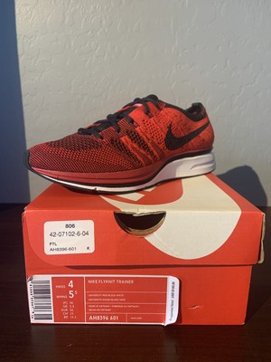 nike flyknit trainer red