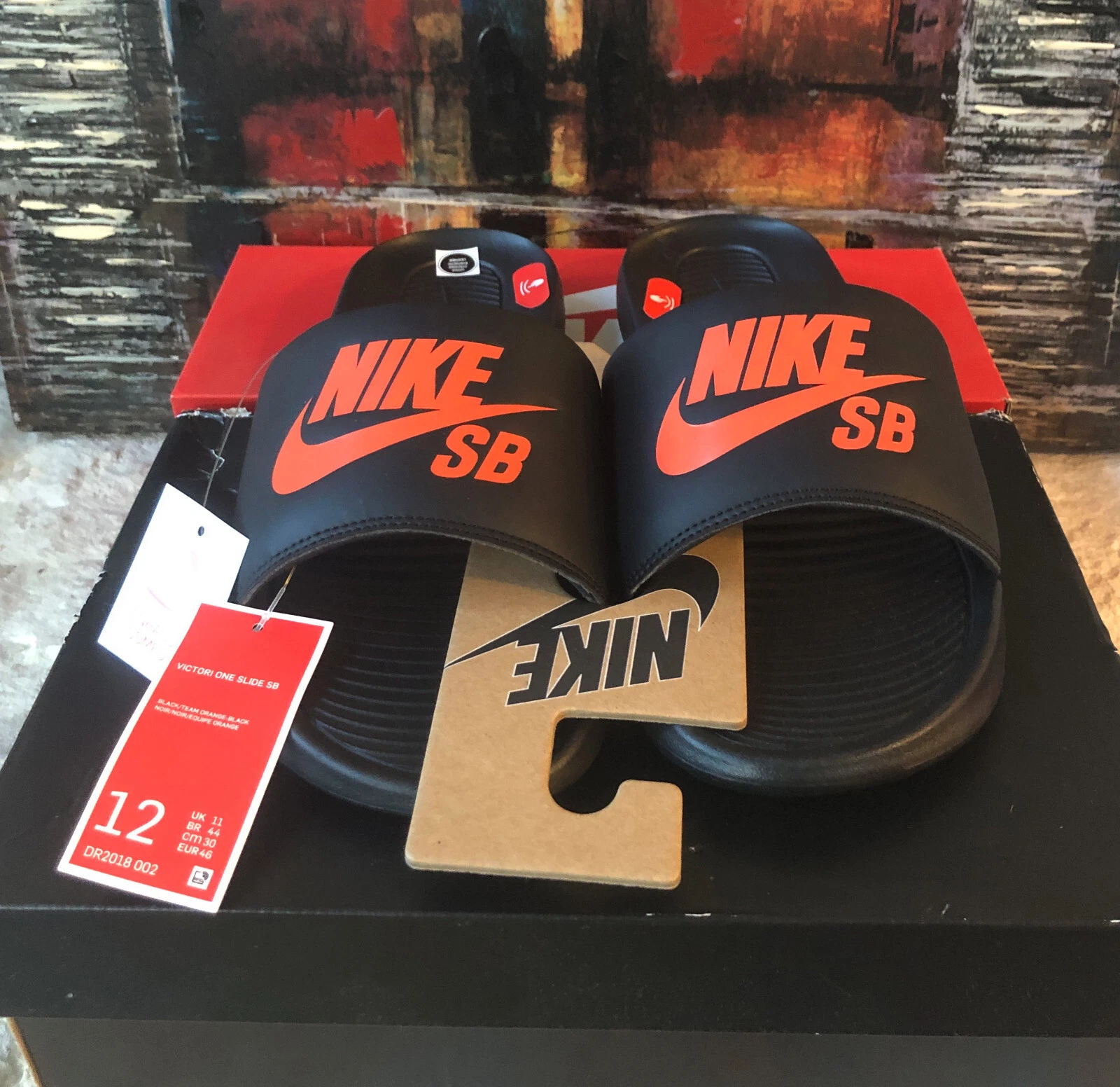 Sandali Nike Victori One Slide SB DR2018 002 neri squadra arancione taglia uomo 12