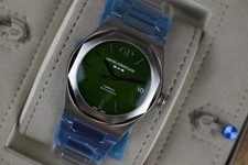 Girard-Perregaux Laureato Eternity Green Limited Edition - 81010-11-433-11A 5