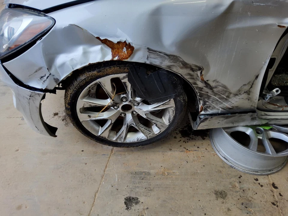 Used Rack and Pinion Assembly fits: 2013 Hyundai Genesis Power Rack and Pinion h - Image 2 of 4