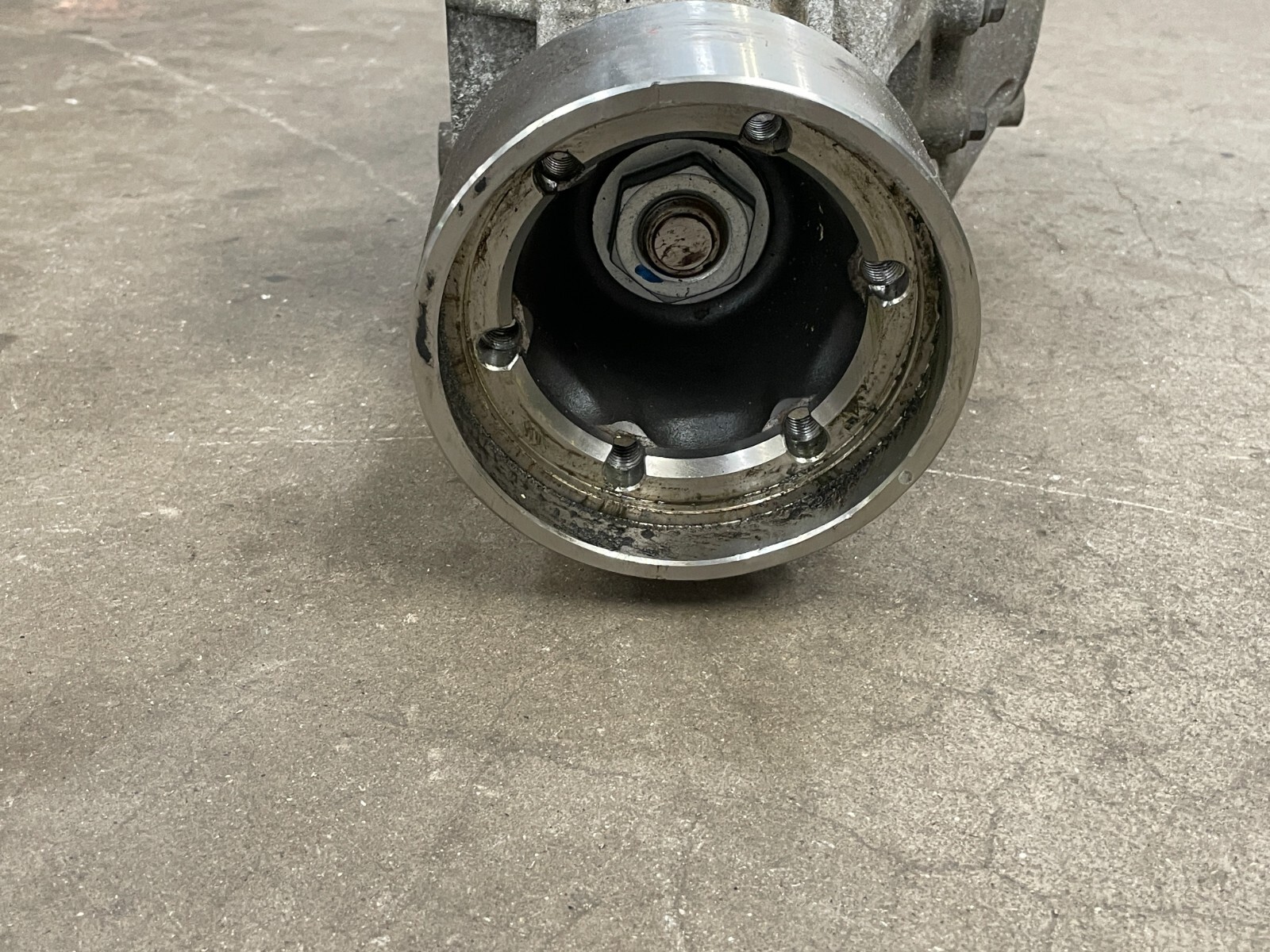 14-17 Maserati Quattroporte GTS Rear Diff Differential Axle Carrier RWD 1574 OEM