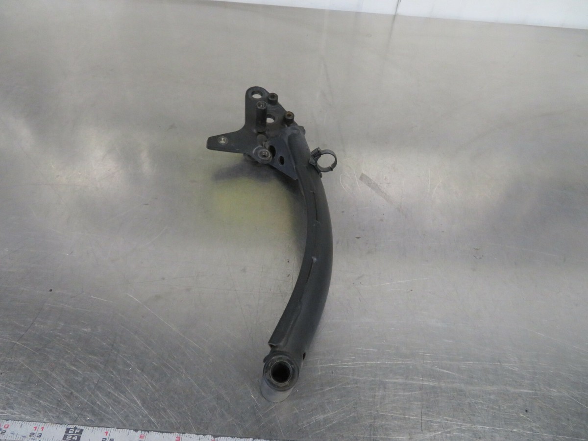 EB926 2014 14 KAWASAKI NINJA 1000 ABS RIGHT RH FRONT ENGINE MOUNT