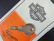 Harley Davidson Lock Key 71583-85 0102