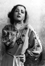 Dita Parlo Unsigned photo - German actress - Donation to Cancer Charity *2