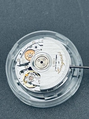 Longines L592.2 Movement Eta 2000/1  GENUINE HOUR WHEEL 1.MM HIGH (AA36)