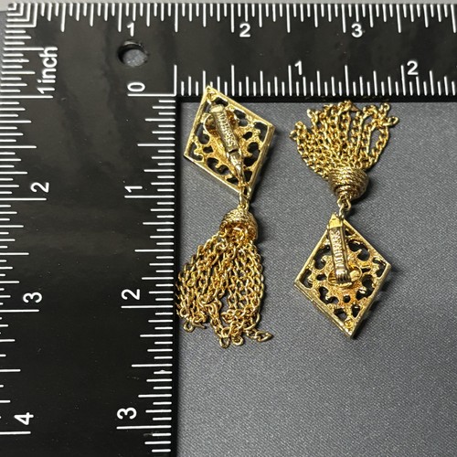 Orecchini Vintage Monet Clip-On Pendenti Nappa Tono Oro Filigrana Diamante Firmati - Foto 11 di 12