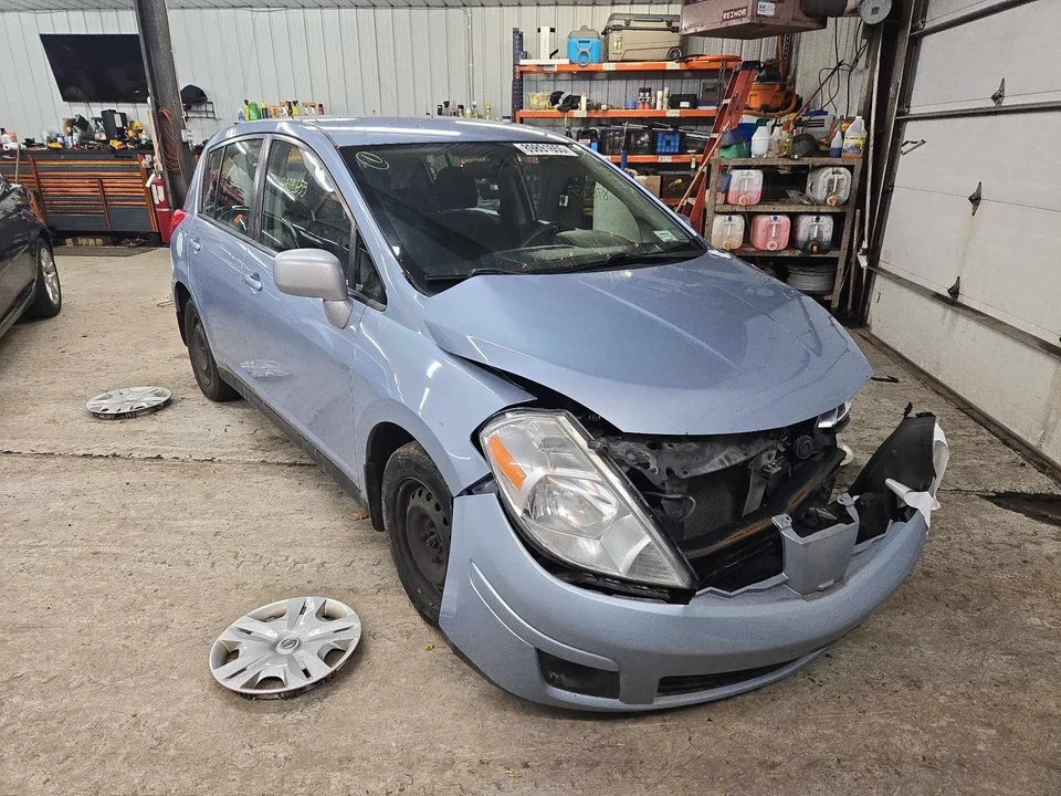 Used Right Windshield fits: 2012 Nissan Versa pillar Htbk Right Grade A - Image 2 of 4
