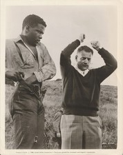 DEFIANT ONES Original photograph of Stanley Kramer and Sidney Poitier #163718