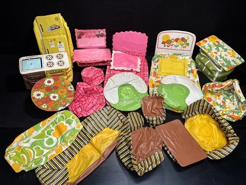 Vintage 1970s Lot Of 20 Pieces “Puff N Play” Barbie Doll Inflatable Furniture ￼