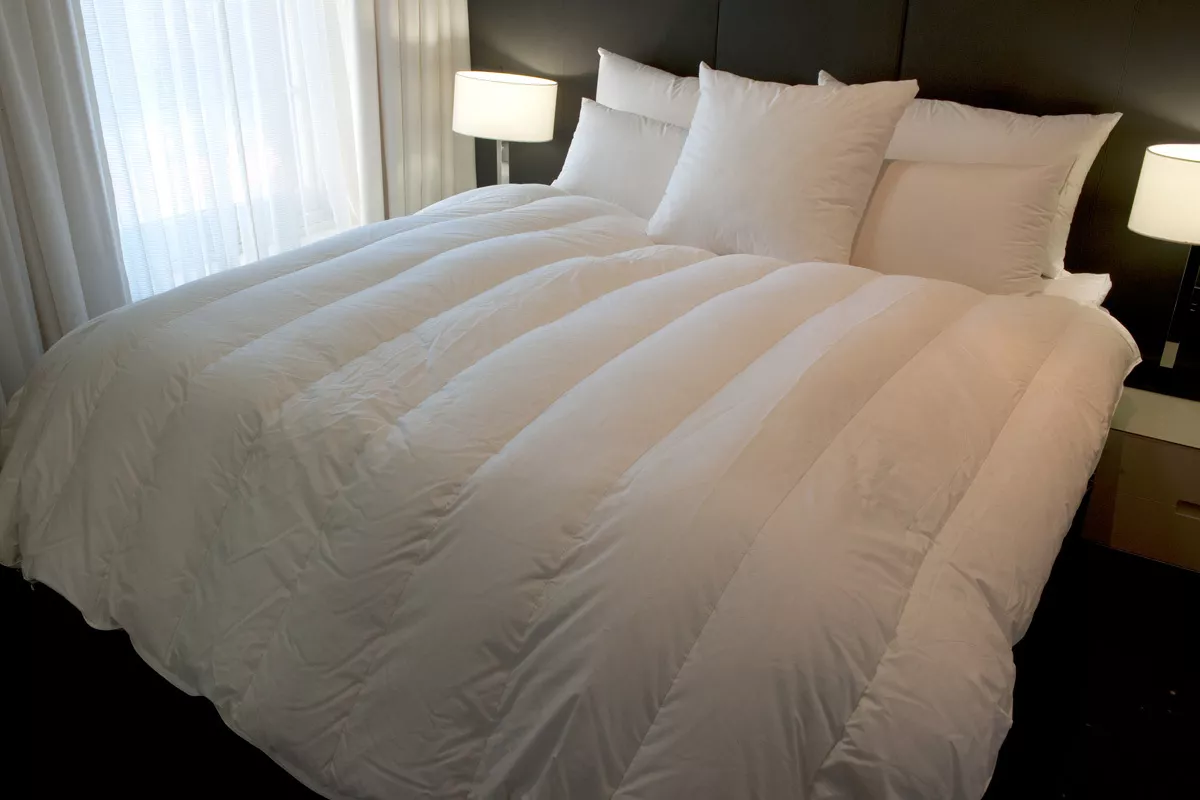 King size top duck down doona
