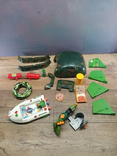 Vintage Teenage Mutant Ninja Turtle Parts Lot  MOTORCYCLE , Muta Raft, Blimp Etc