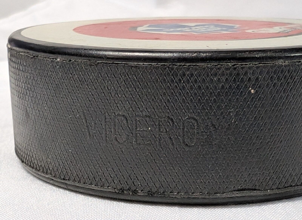 TORONTO MAPLE LEAFS Q107 PROMOTIONAL PUCK PROMO NHL HOCKEY SPORTS