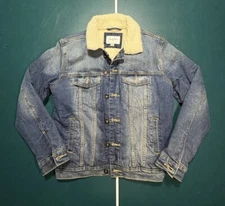 Sherpa Lined Denim Jean Trucker Jacket Men’s Size Small Goodfellow & Co. EUC