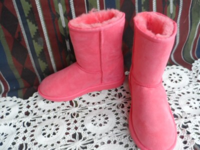 NBI UGG  Suede  Light Red Classic Boots size 5 no box