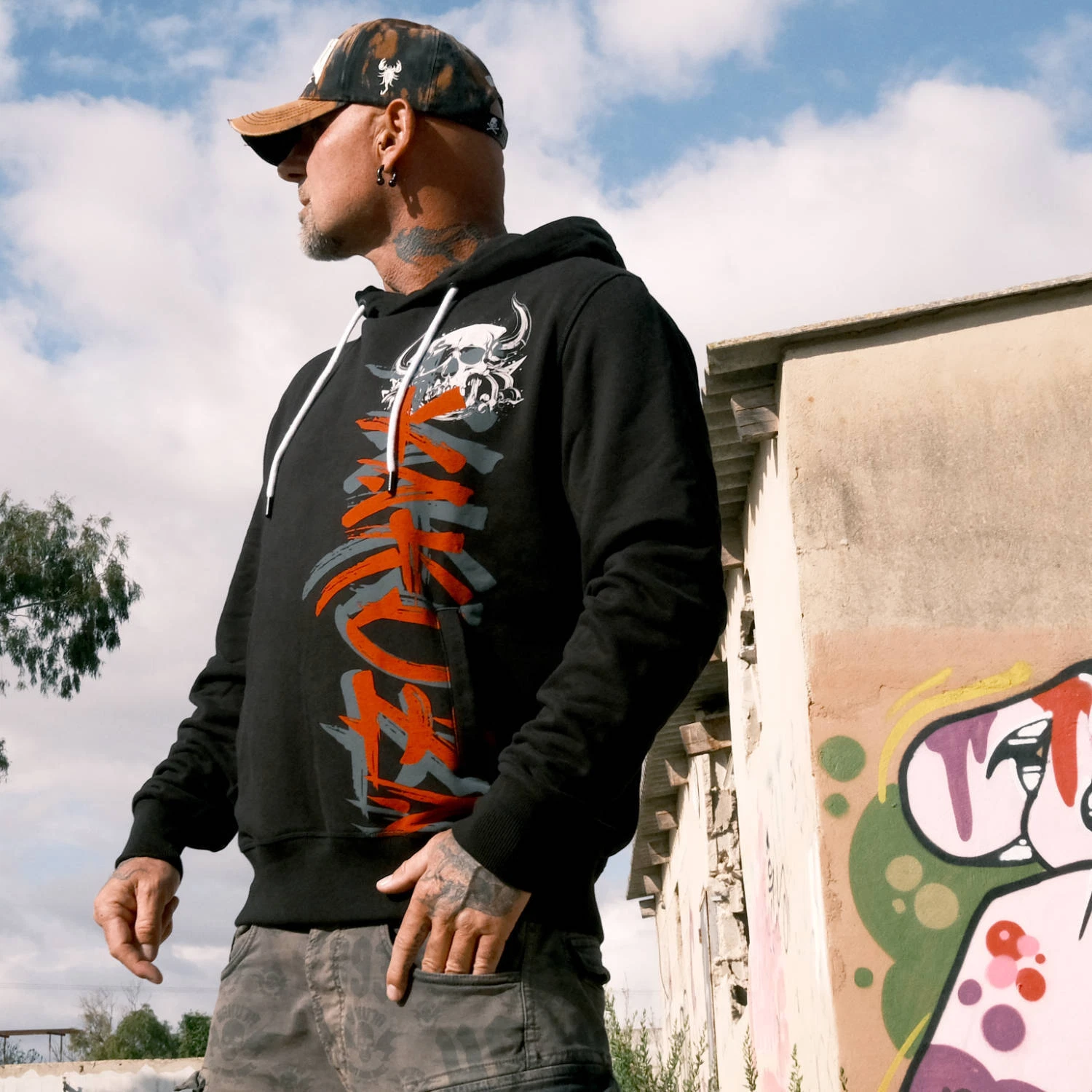 SACAI Nuova Felpa con Cappuccio Yakuza Uomo Horned FU MERCE DI SERIE B Nera