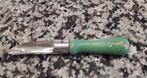 Vintage Green Wood Handle Vegetable Potato Carrot Peeler - Free Shipping