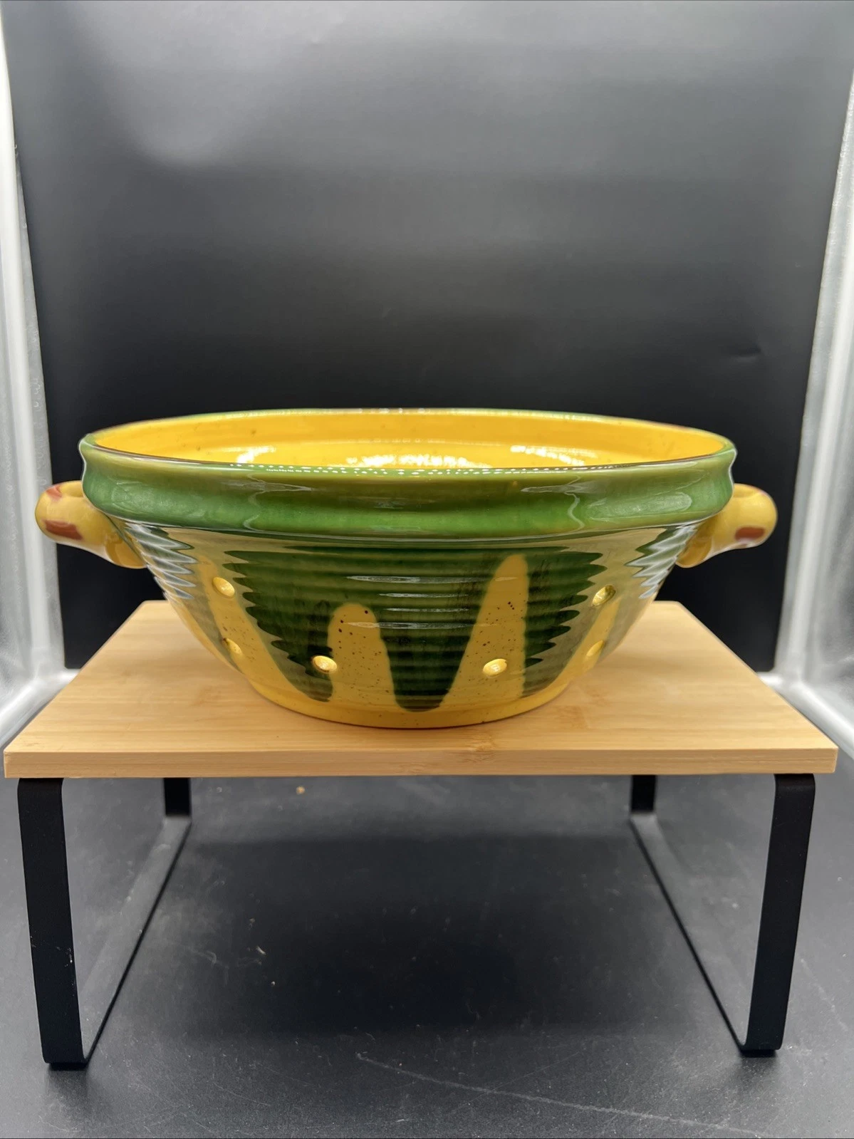 1999 Enesco Yellow Green Perforated Foreside Ceramic Colander w/ Handles 12 inch