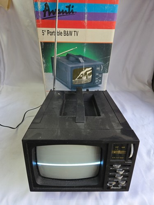 #ad Avanti 5quot; Portable Black amp; White TV 52W Television Battery Powered Vintage $20.00