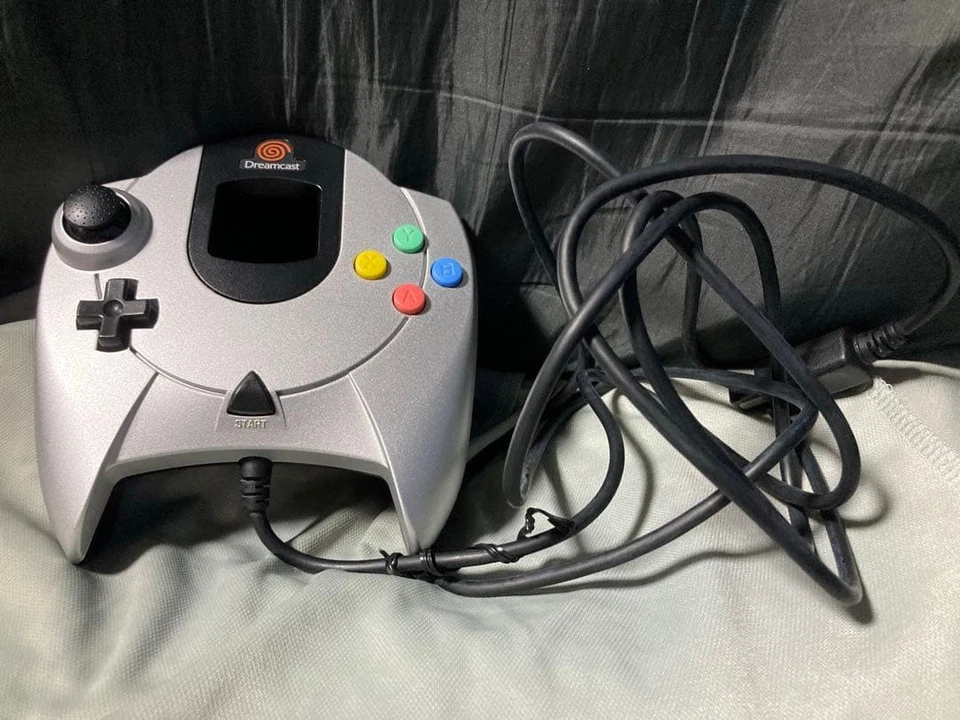 Console Sega Dreamcast edição limitada prata metálica com CAIXA s1403M - Imagem 4 de 4
