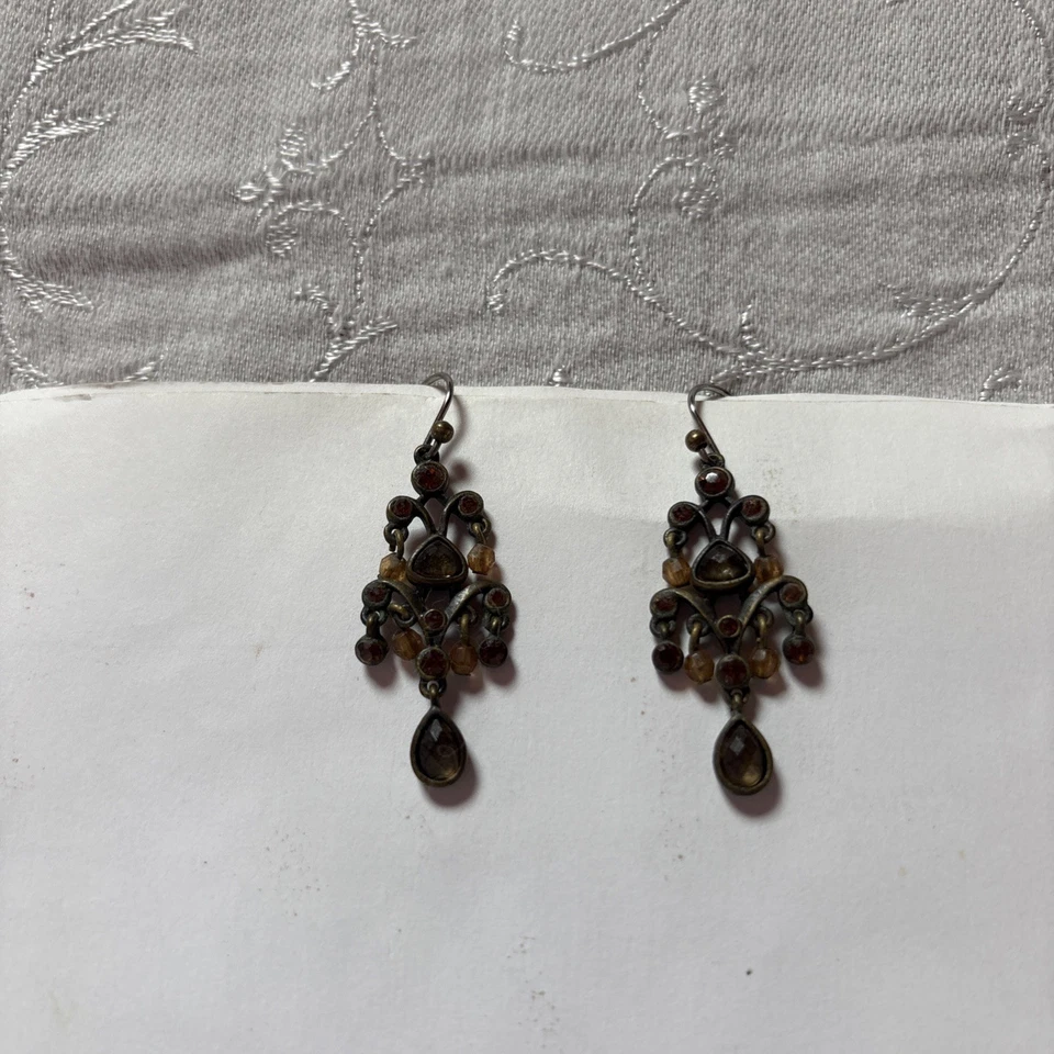 Pendientes colgantes boho vintage - tono bronce con cuentas con detalles ámbar y cristal Foto 3 de 4