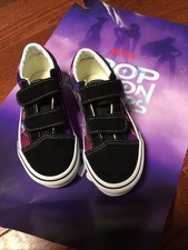 NIB KPop Demon Hunters Vans Little Kids Old Skool V Shoes K Pop K-pop Size 11.5