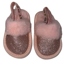 Bebe Pink Glitter Plush Slipper Size 2 .New Without Tag.