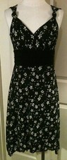 Studio M Small Black & White Floral Print Knotted Shoulders V-Neck Dress