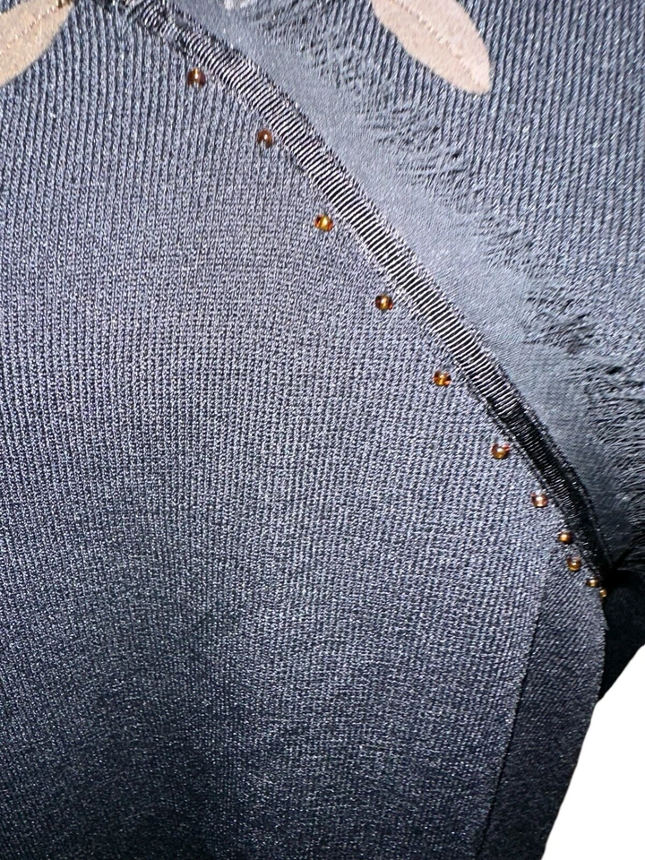 Suéter ligero manga 3/4 L. KIKIT Maurice Sasson bordado con cuentas cuello en V L. Foto 3 de 4