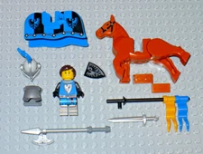 LEGO Castle Black Falcon female Knight sword horse Barding armor halberd 10305