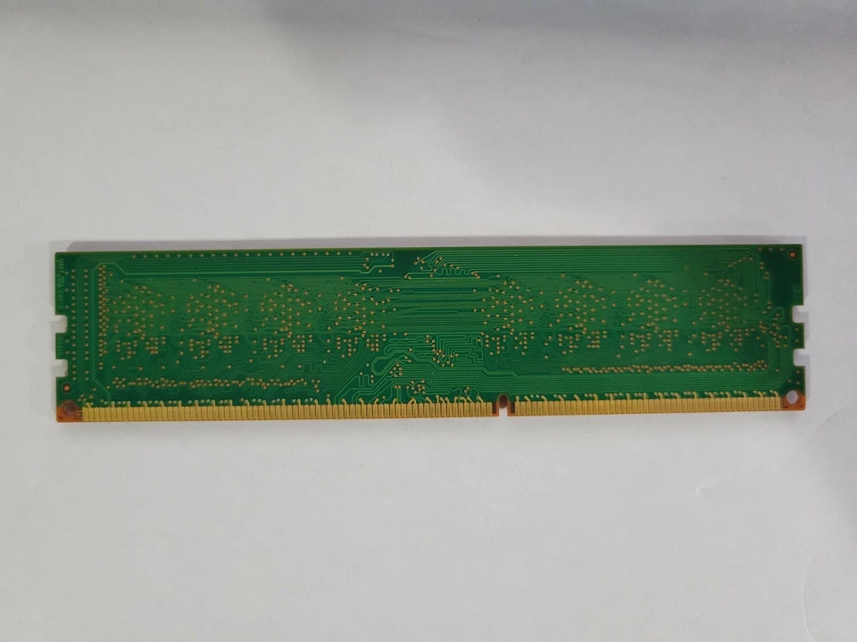 Samsung M378B2873FHS-CH9 PC3-10600U-09-10-ZZZ 1GB Memory RAM - Image 2 of 2