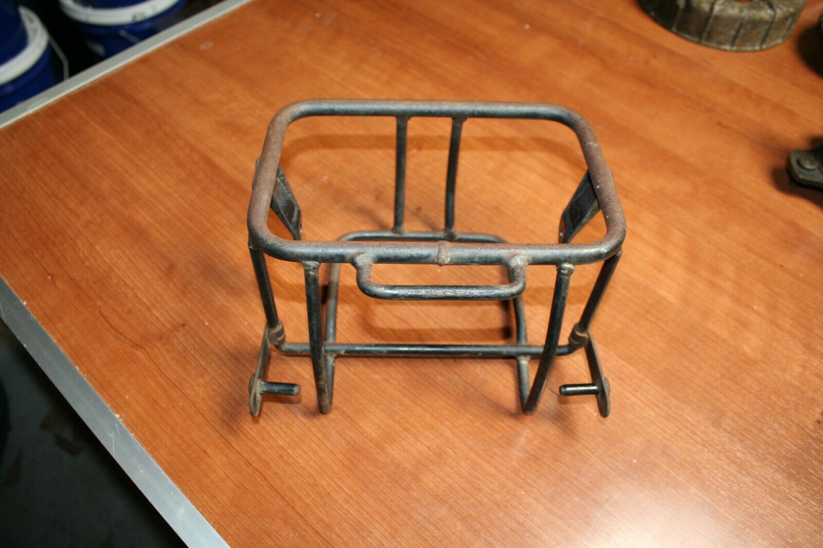 Picture 2 of 8