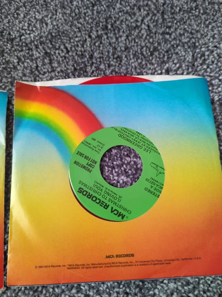 Two Lee Greenwood 7" Singles Colored Vinyl Promo Copies Christmas To Christmas Foto 2 de 4