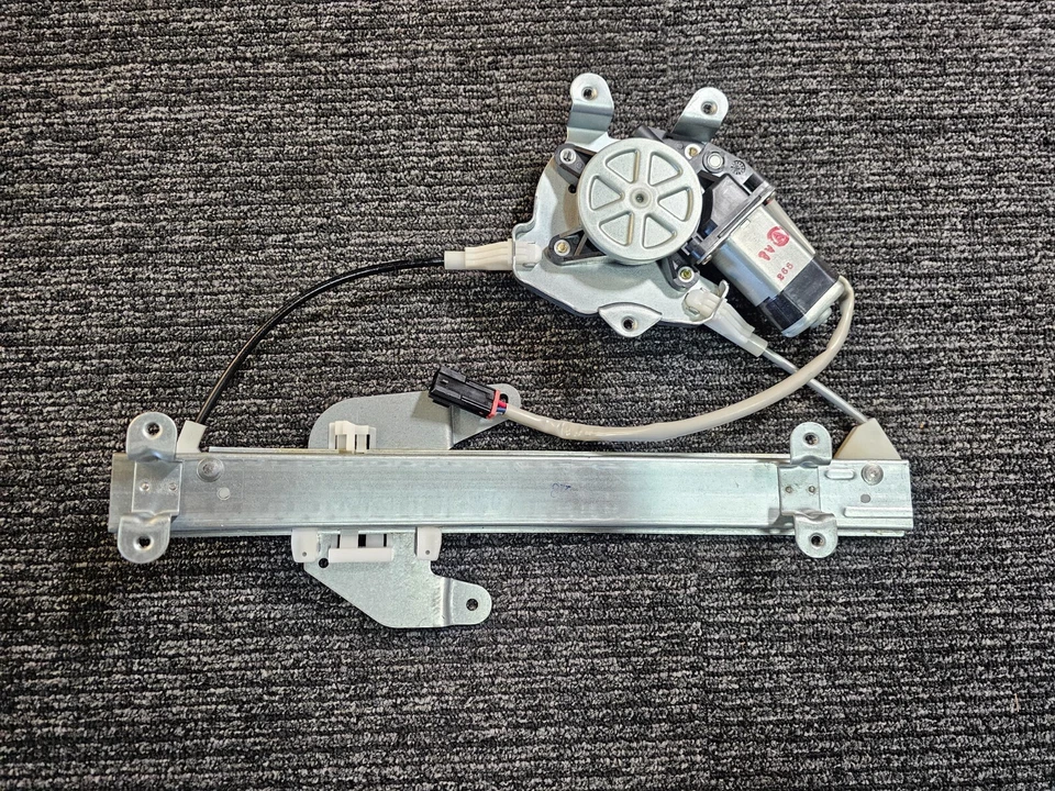 Carquest Dorman 741-778 Rear Right Window Regulator & Motor For Infiniti 96-99 Foto 4 de 4