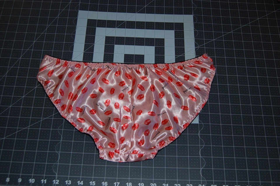 Women's panties - Image 2 of 3