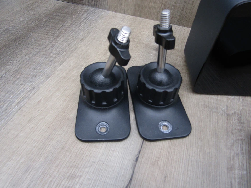 2 HTC Vive VR Base Stations 1.0 w/Link Box etc.. NO Power adapters TESTED - READ - Image 2 of 4