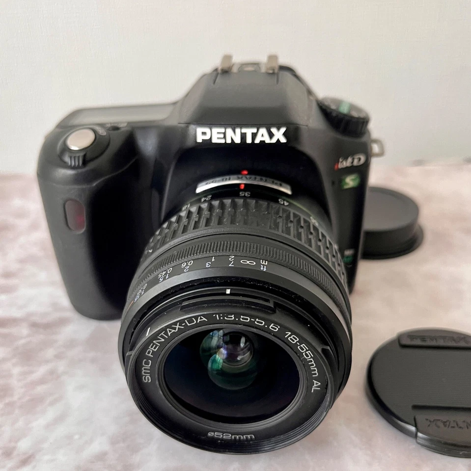 Pentax *istD S 6.1MP Digital SLR Camera w/ SMC Pentax-DA 18-55mm Lens Works well - Image 2 of 4