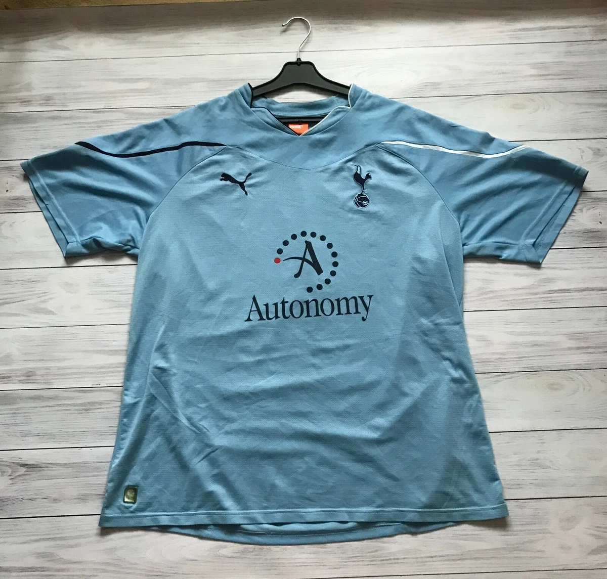 tottenham new away shirt