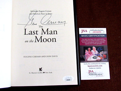 GENE CERNAN APOLLO 17 SIGNED AUTO ST. MARTIN'S EDITION LAST MAN ON MOON BOOK JSA