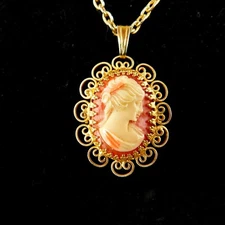 Vtg Pendant Cameo Watch North Star 17 Jewel  Reversable w/16" Chain Works