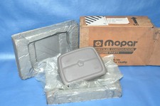 NOS 1994 Chr Town & Country Dodge Caravan Steering Wheel Part Pad Mopar DZ38PF8