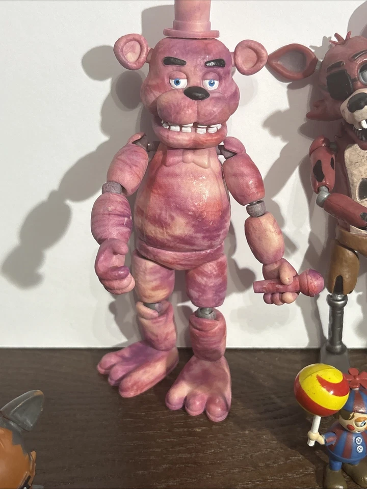 Lote de figuras de acción Funko Five Nights at Freddy's Foto 2 de 4