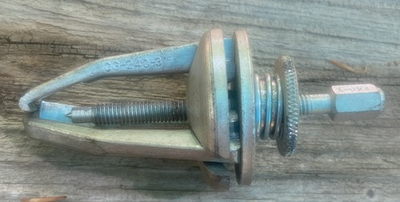 #ad Snap On CG 240 3 Pressure Screw 3 Jaw Gear Puller USA 240 1 Bearing $90.00