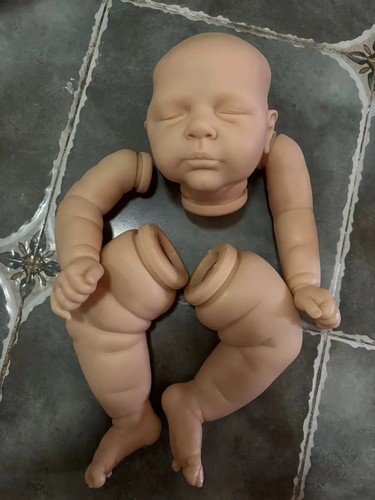 21in Elliot Reborn Baby Doll Kit Parts with Cloth body Unfinished Unpainted Doll - Picture 2 of 5