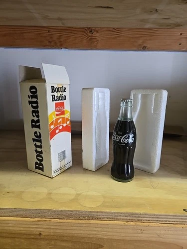 Coca-Cola Vintage Bottle AM/FM Radio Collectible
